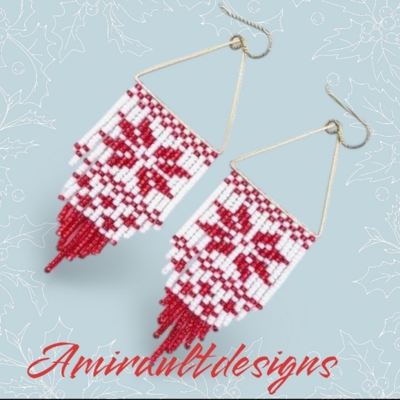 Beaded Earrings triangle tassels Christmas themed - Picture 2 of 2